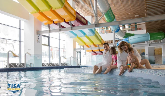 Parcul de distracții ale Hotelului Tisa din Băile Olănești Vâlcea Foto Tisa Resort