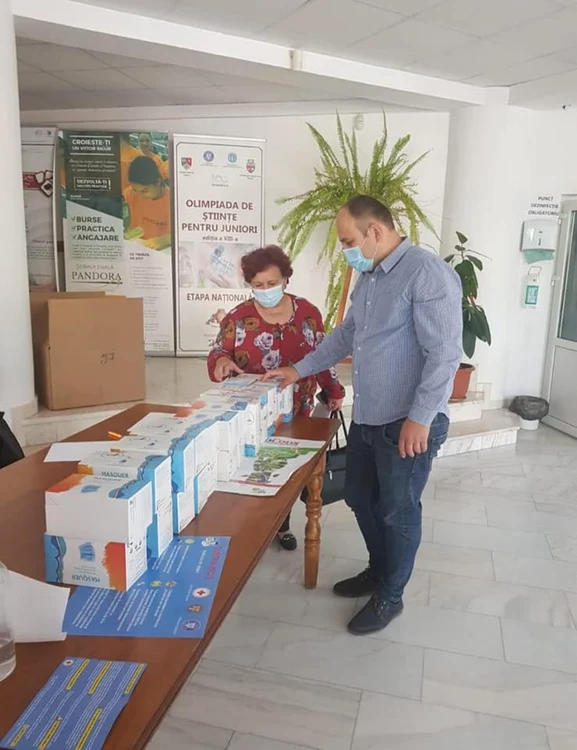 Măştile au ajuns la ISJ Vrancea