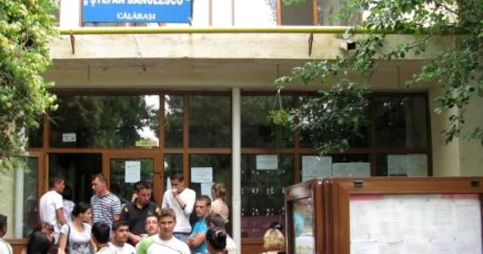 Anchetă la Colegiul "Ştefan Bănulescu" din Călăraşi