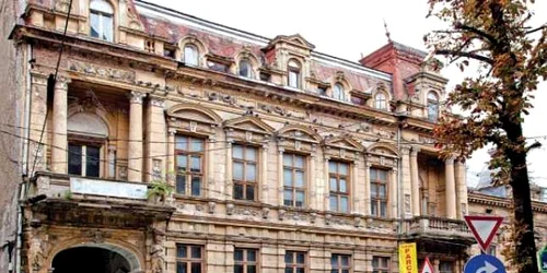 Clădirea din Dionisie Lupu nr. 72, astăzi în pericol să fie demolată 