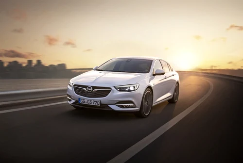 Noul Opel Insignia Grand Sport