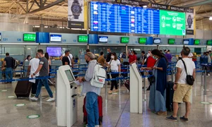 aeroport grecia covid jpeg