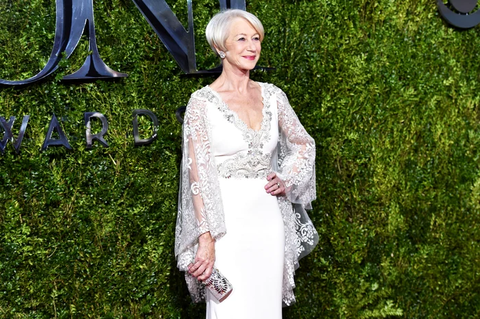 
    Alegerea vestimentară a actriței Helen Mirren s-a dovedit a fi una extrem de inspirată. foto: Getty Images  