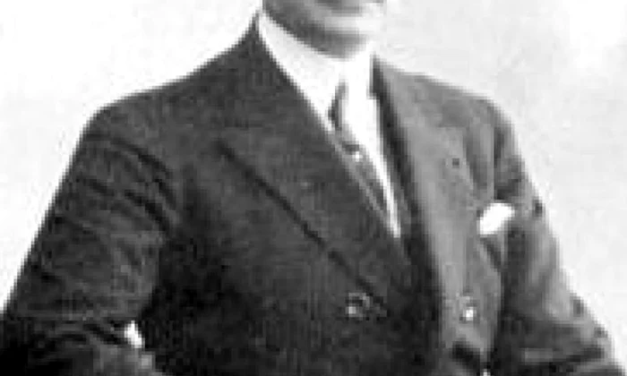 Barbu Ştirbey – Portret subiectiv jpeg