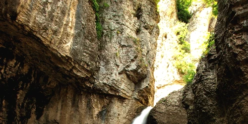 Emen Waterfall jpg