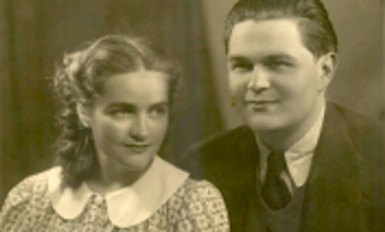 Corneliu Coposu cu Arlette Marcovici când s-au cunoscut la Constanţa - iulie 1941 Sursa corneliu-coposu.ro