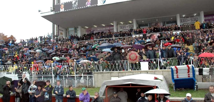 Stadionul "Nicolae Dobrin" din cartierul Trivale