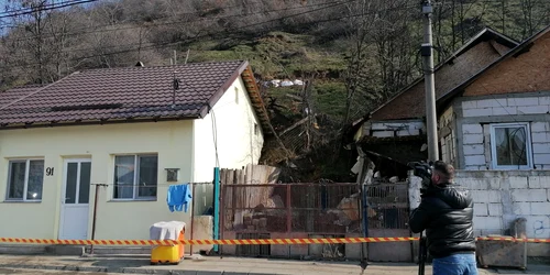alunecare de teren in slatina foto adevarul jpeg