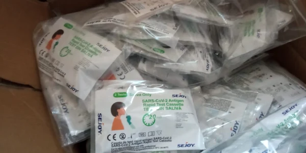 noile teste de salivă au ajuns în şcoli