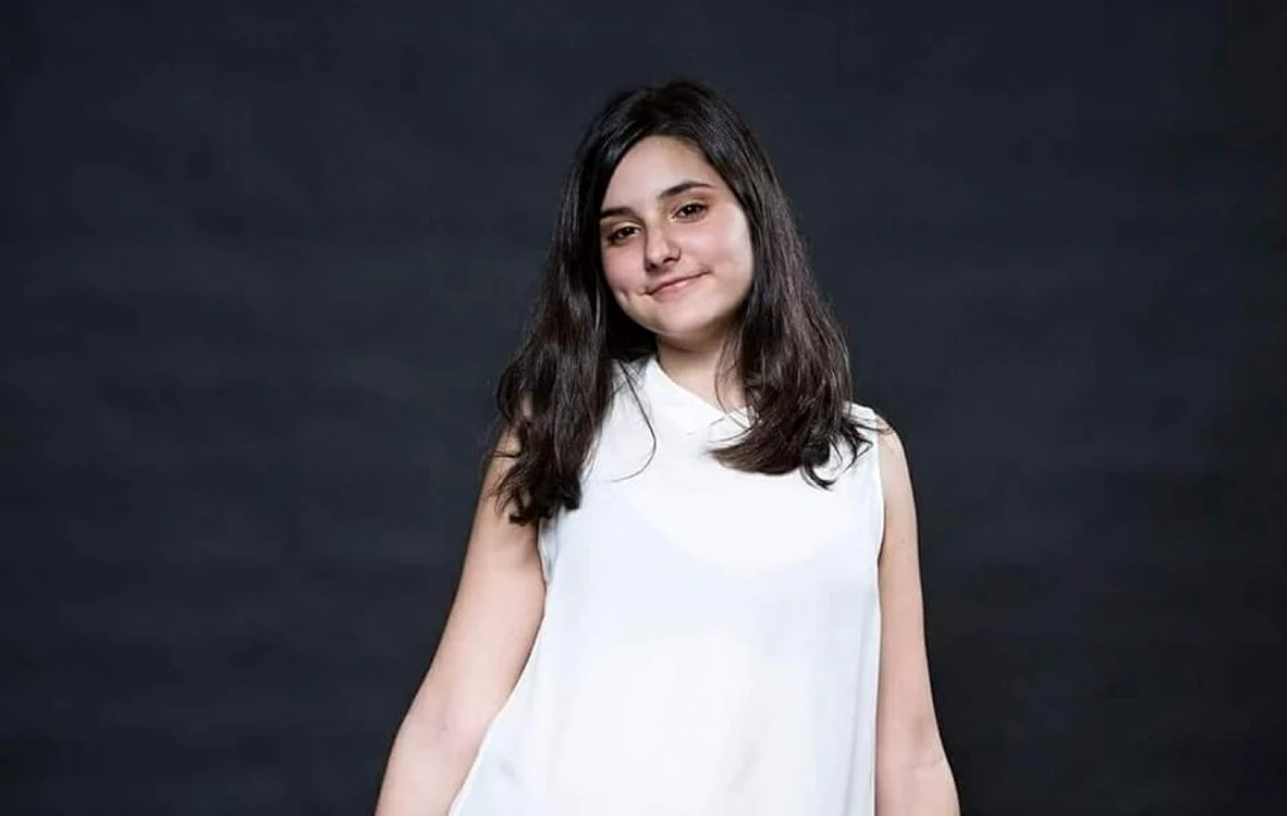 Alexia Tuvene este una dintre absolventele cu media 10 la Bacalaureat                         Foto: Facebook