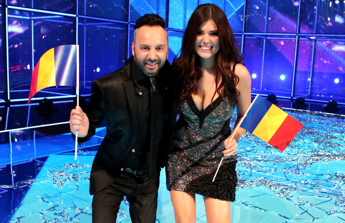 
    Paula Seling şi Ovi  