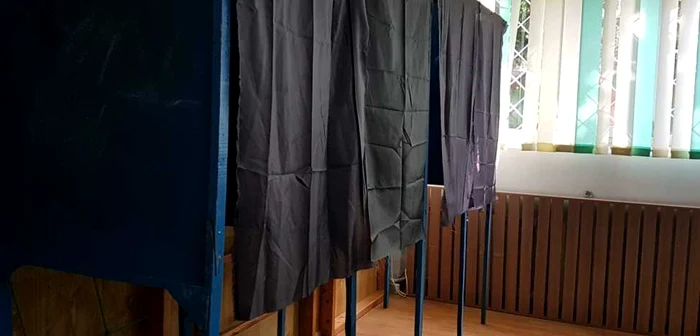 Bistriţenii cu drept de vot sunt aşteptaţi sâmbătă şi duminică la vot FOTO - Călin Gavrilaş