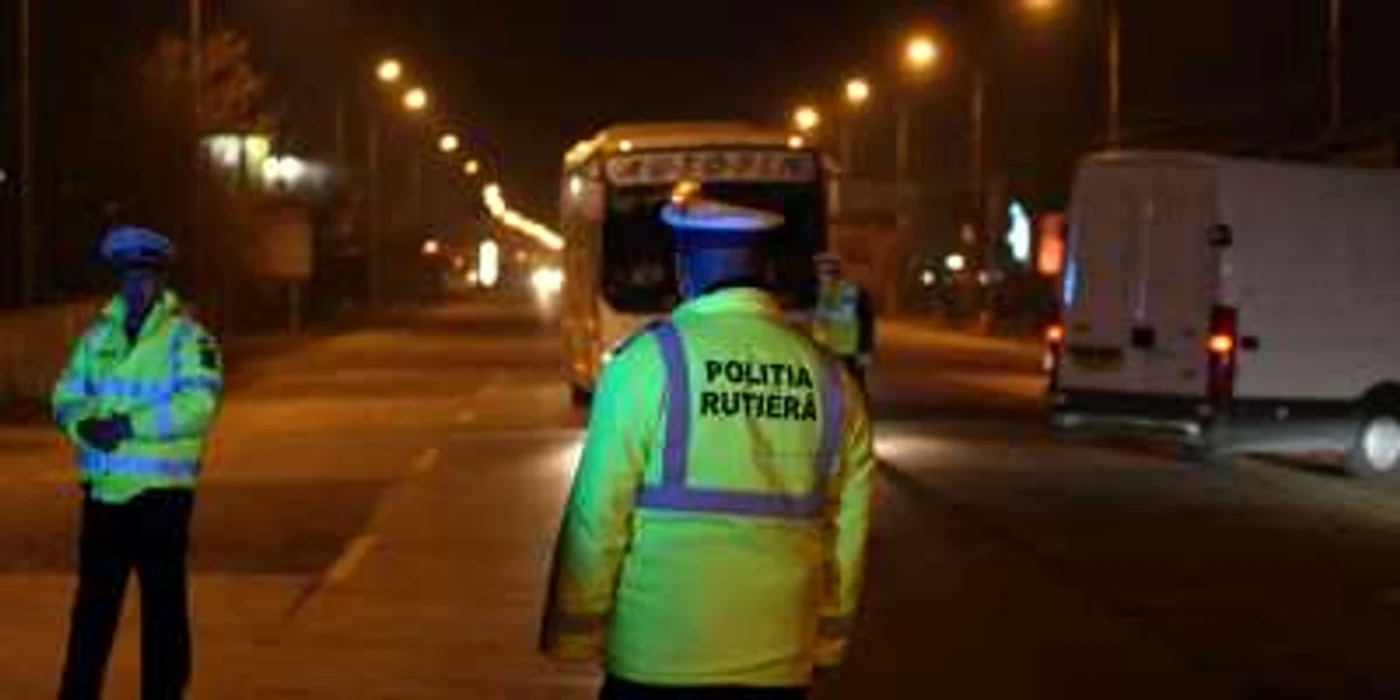 Poliţiştii au avut de lucru în weekend