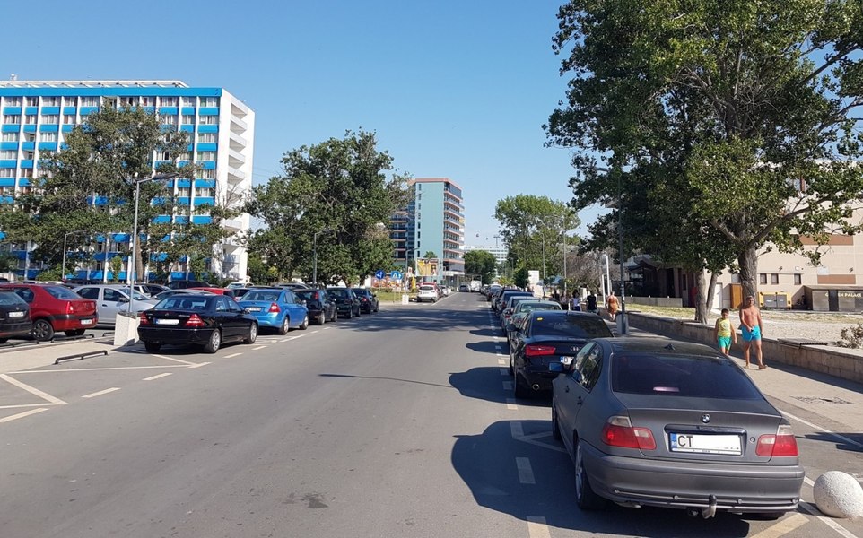 Cât va costa în această vară un loc de parcare în Mamaia. Au fost publicate tarifele