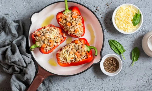 ardei umpluti vegetarian post istock jpg