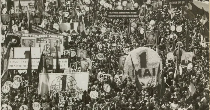 Defilări propagandistice Foto: "Fototeca online a comunismului românesc" cota 187/1967