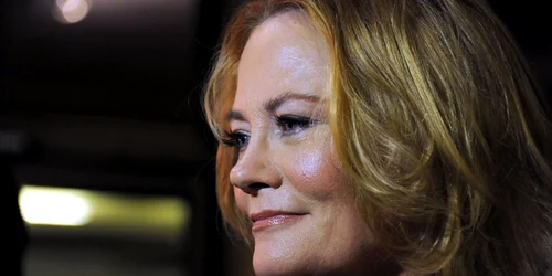 Cybill Shepherd