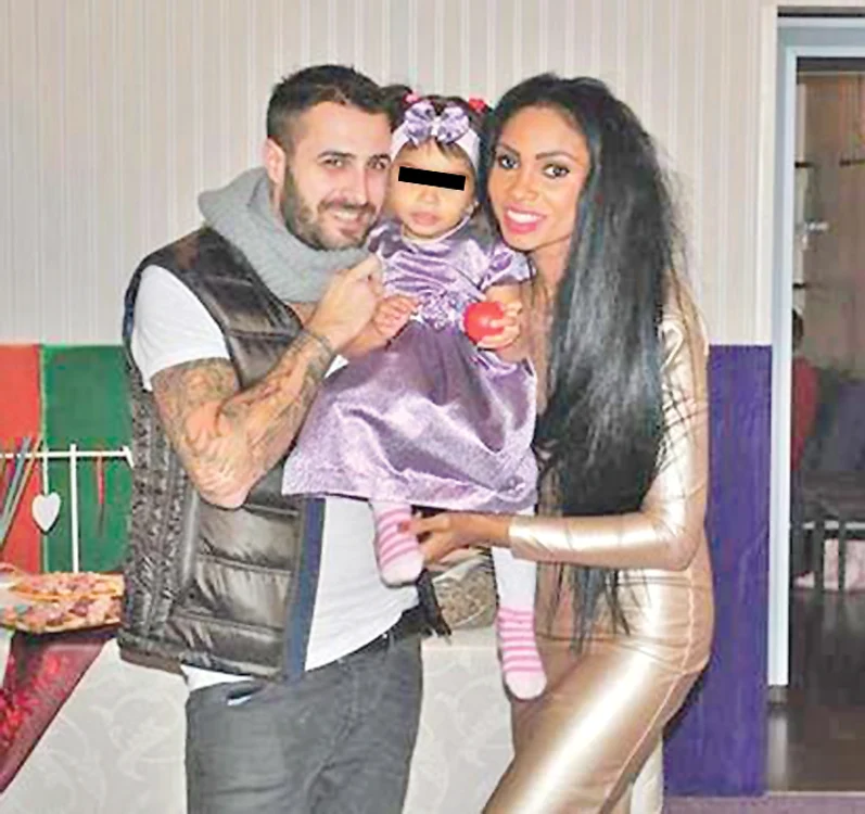 Laurette a avut o relaţie de şase ani cu Mihai. Cei doi au o fetiţă de aproape 3 ani, Serena Luce Maria