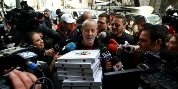 Andrei Gheorghe - pizza la DNA FOTO Marian Iliescu 