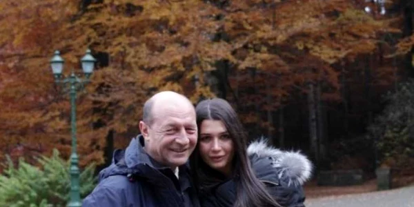 Elena Basescu si Traian Basescu FOTO Facebook