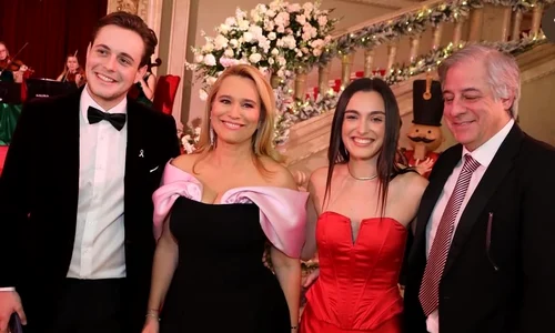 Familia frumoasă a celebrei Andreea Esca