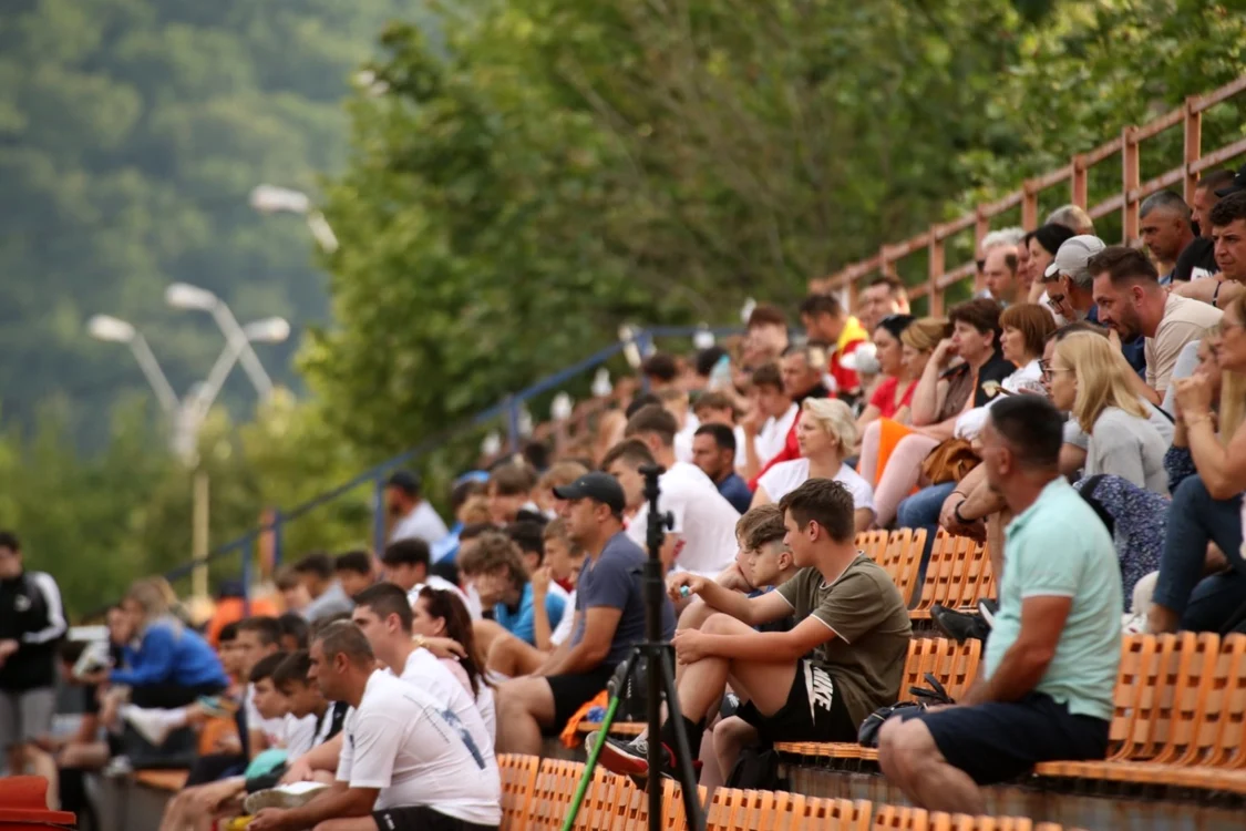 Spectatorii au asistat şi la scene nedorite FOTO Facebook GoldCup