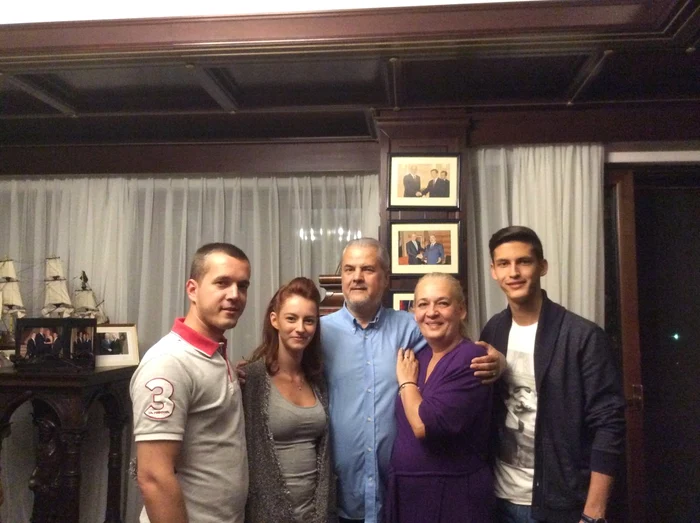 familia lui adrian nastase jpeg
