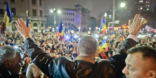 Klaus Iohannis Piata Universităţii FOTO AP