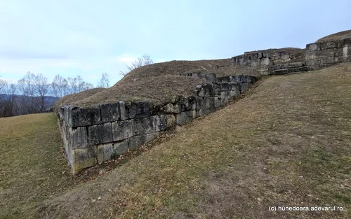 Cetatea dacică Blidaru  Foto Daniel Guță  ADEVĂRUL (32) jpg