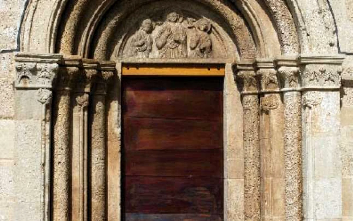 Poarta princiară de la Catedrala din Alba Iulia
