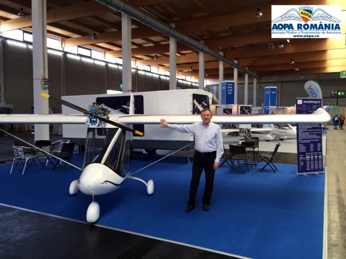 
    Radu Berceanu s-a apucat de construit avioane de când a ieșit din prima linie a politicii (foto: aopa.ro)  