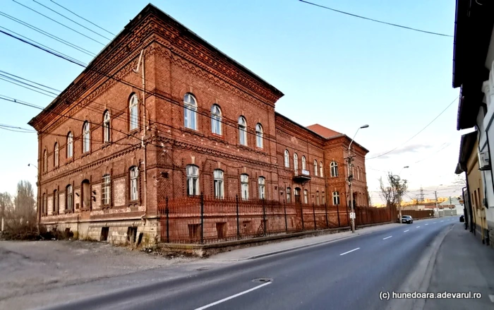 icsh hunedoara