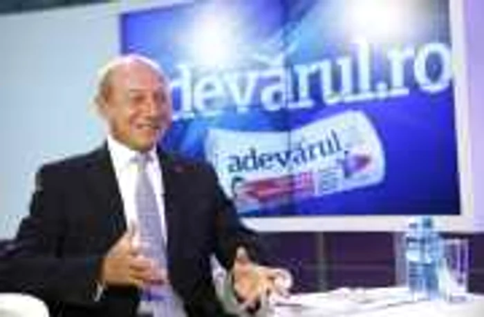 Preşedintele Traian Băsescu, la Adevărul Live