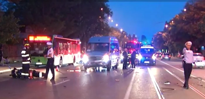 Accidentul a avut loc în zona Băneasa. FOTO captură video Observatornews.ro.