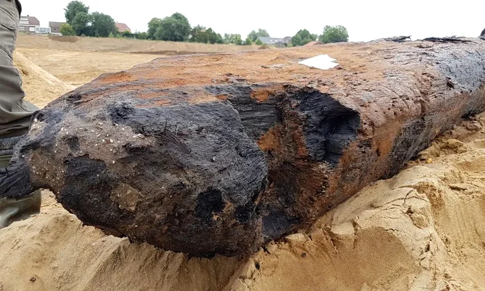 Rămășițe ale unui pod roman, descoperite în albia râului Meuse (© Stichting Expeditie Over de Maas en Rozemarijn Buitenhuis / Provincie Gelderland)