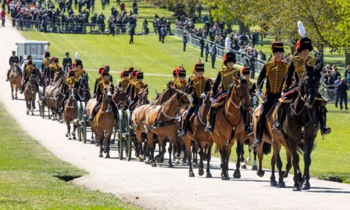  VIDEO // Funeraliile prinţului Philip: Britanicii și au luat adio de la soţul reginei Elisabeta a II a  jpeg