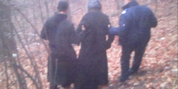  VIDEO Pustnic salvat de jandarmii montani din Vâlcea.