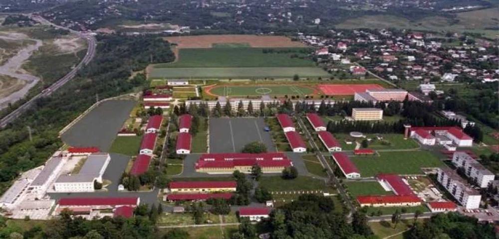 Elevii Școlii de Poliție din Câmpina vor sta acasă și pe 2 decembrie în contextul crizei apei de la Paltinu