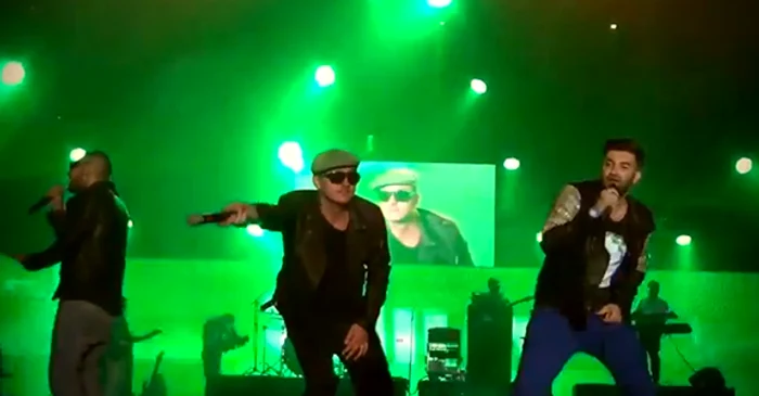 
    Trioul de la HaHaHa a cantat melodia in premiera la Media Music Awards  