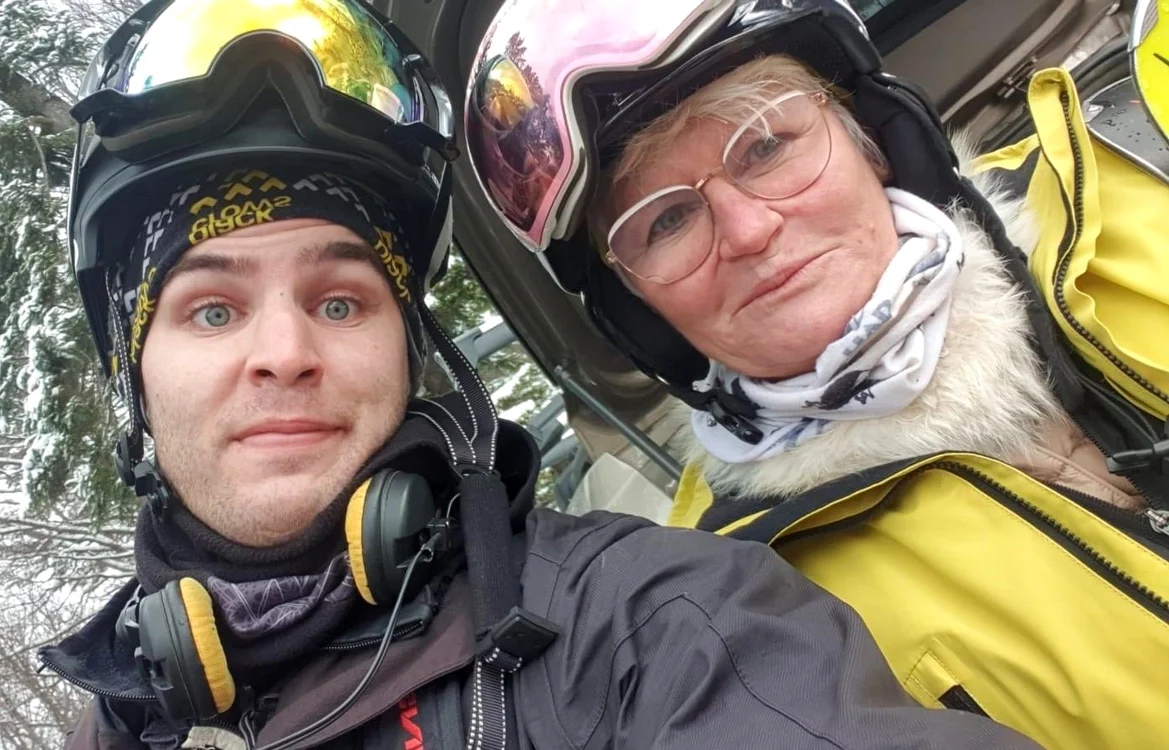 
    Monica Tatoiu a petrecut câteva zile la Sinaia, împreună cu fiul eifoto: arhiva personală/Facebook  