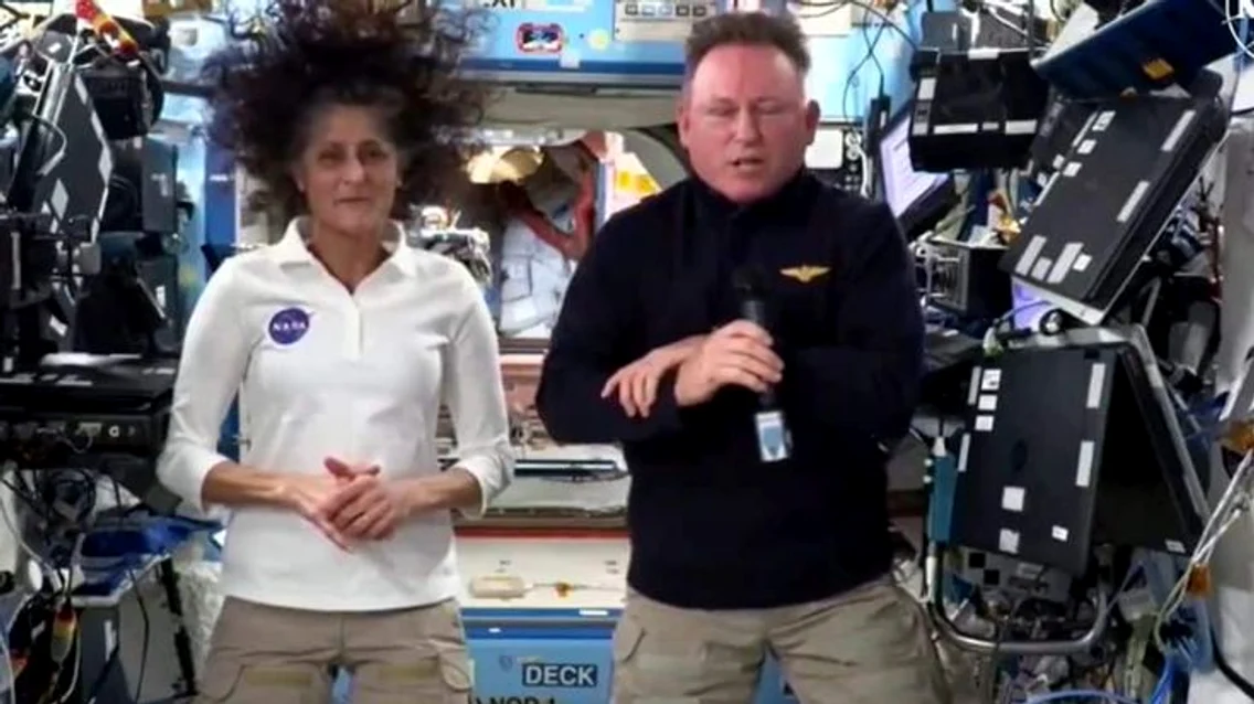 Sunita Williams și Butch Wilmor, foto Pinterest jpg