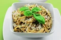 spaghete cu pesto si parmezan jpeg