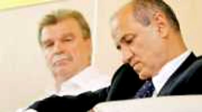 Dinu Gheorghe nu a „înghiţit” criticile lui Copos