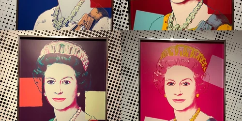 foto x reigning queens warhol  png