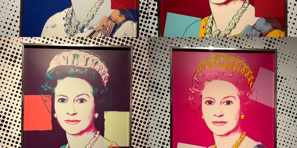 foto x reigning queens warhol  png