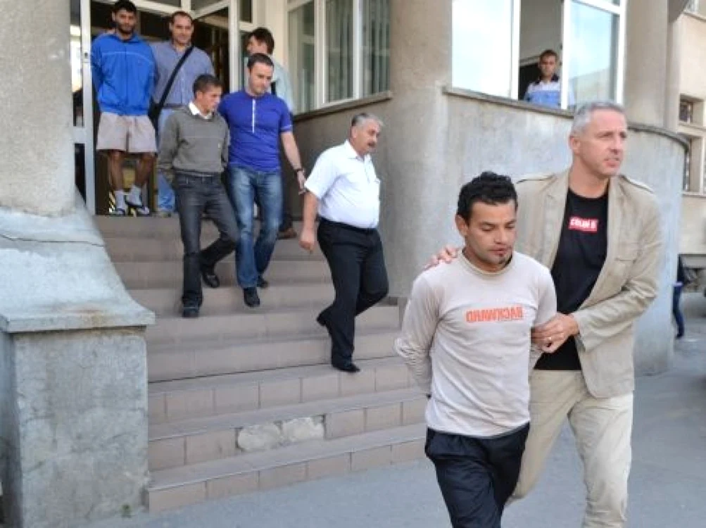 Inculpatii la momentul retinerii de catre politisti