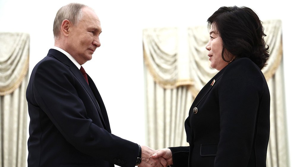 Vladimir Putin s-a întâlnit cu ministrul nord-coreean de externe, spre îngrijorarea Occidentului