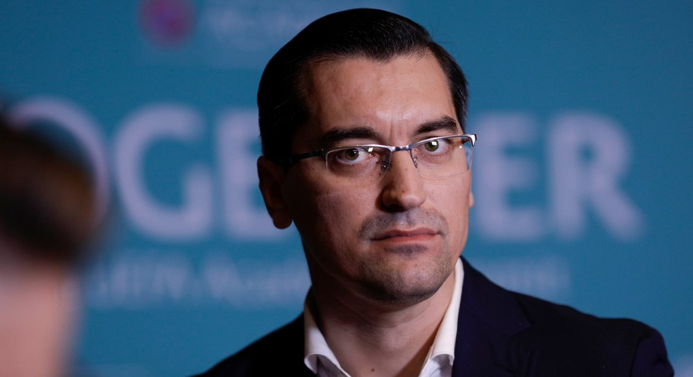 Răzvan Burleanu și-a găsit nașul! Un fost component al Generației de Aur i-a venit de hac