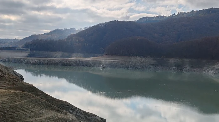 Barajul Paltinu FOTO: Facebook/Răzvan George Topală