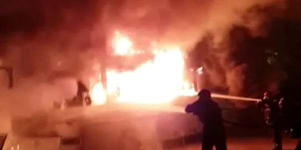 incendiu autobuze mondotrans